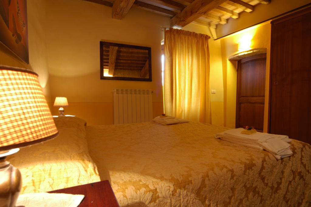 Agriturismo Podere La Marronaia 산지미냐노 객실 사진